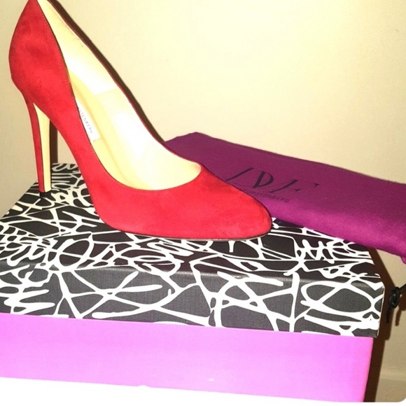 NWOT DVF - DIANE VON FURSTENBERG Red Suede Pumps Never worn - Picture 2 of 4